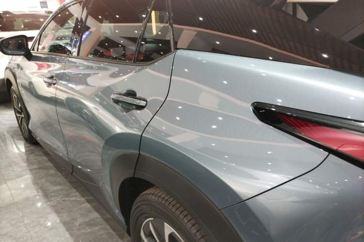 Used Lexus RZ 2023 450e All-Wheel Drive Luxury Edition Left Side