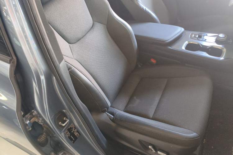 Used Lexus RZ 2023 450e All-Wheel Drive Luxury Edition Right Front Seat