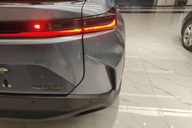 Used Lexus RZ 2023 450e All-Wheel Drive Luxury Edition Right Rear Taillight