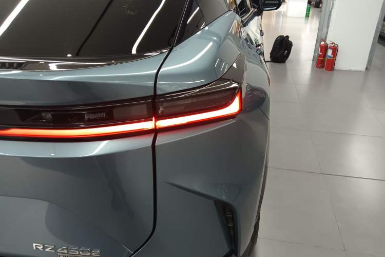 Used Lexus RZ 2023 450e All-Wheel-Drive Luxury Edition Right Rear Taillight