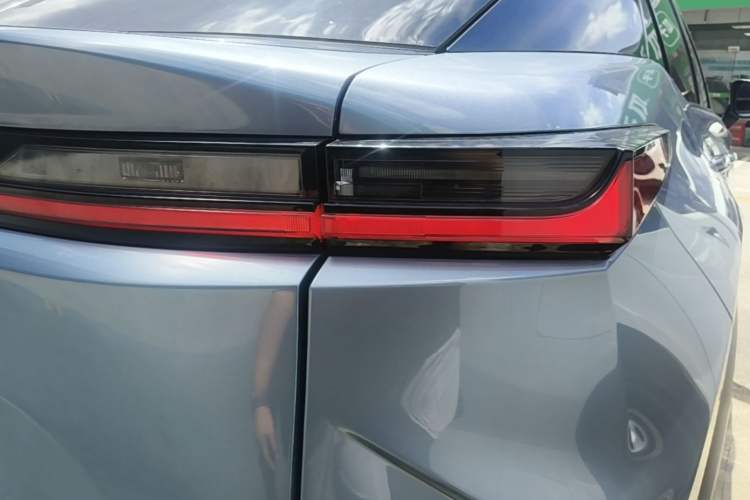Used Lexus RZ 2023 450e All-Wheel Drive Luxury Edition Right Rear Taillight