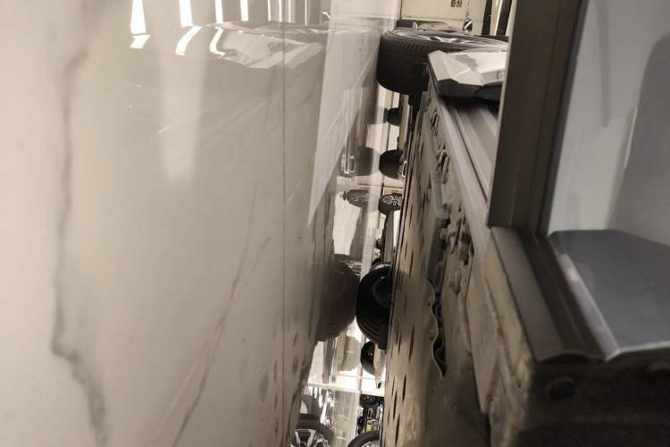 Used Lexus RZ 2023 450e All-Wheel Drive Luxury Edition Right Side Sill