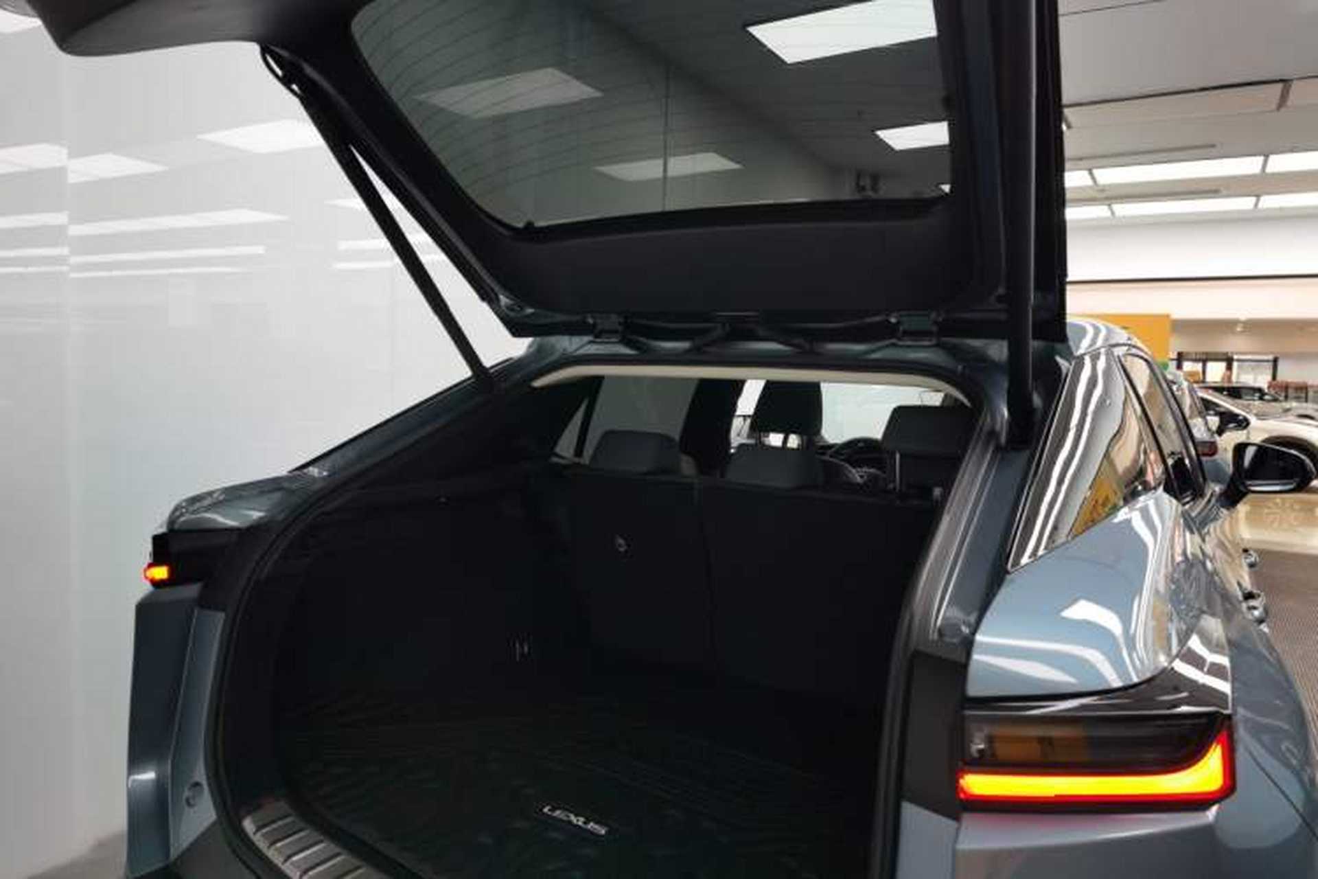Used Lexus RZ 2023 450e All-Wheel Drive Luxury Edition Trunk