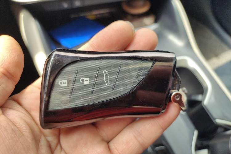 Used Lexus RZ 2023 450e All-Wheel-Drive Luxury Edition Vehicle Key