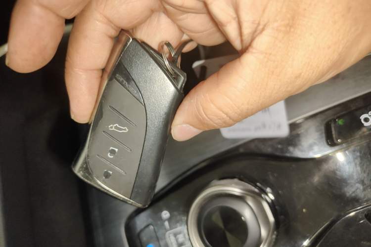 Used Lexus RZ 2023 450e All-Wheel Drive Luxury Edition Vehicle Key