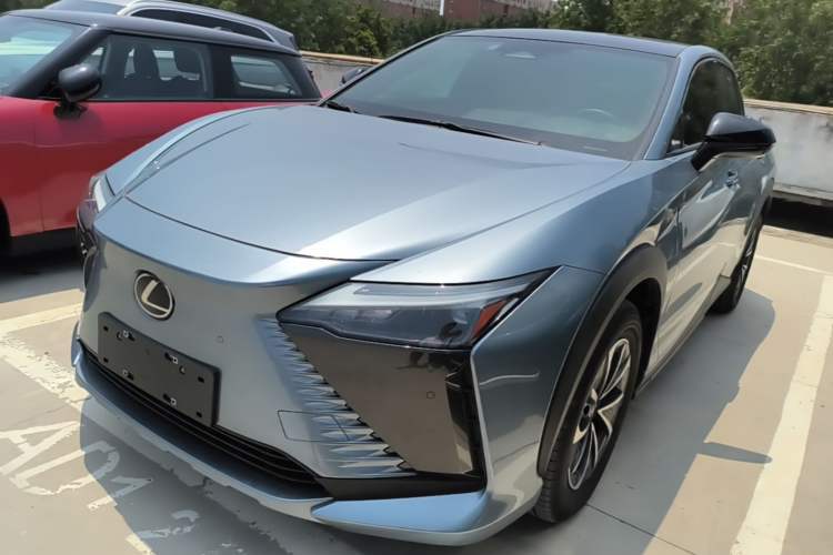 Used Lexus RZ 2023 450e All-Wheel Drive Luxury Edition Guazi used car, China used car export, Used car for sale, Used cars, Cheapest cars for sale