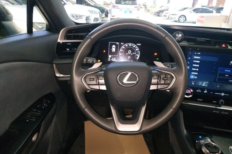 Used Lexus RZ 2023 450e All-Wheel-Drive Long-Range Version Steering Wheel