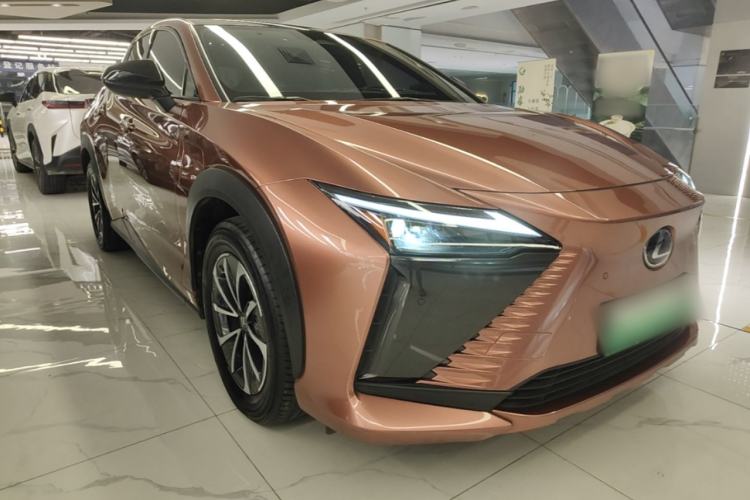 Used Lexus RZ 2023 450e All-Wheel Drive Luxury Edition Front Right 45 Deg