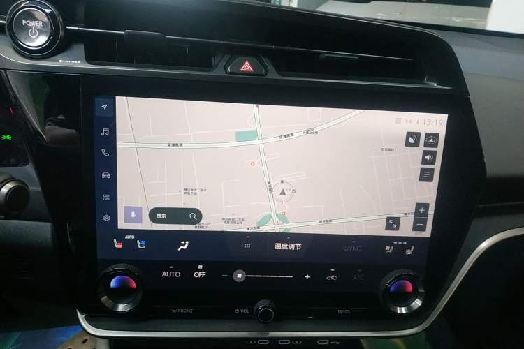 Used Lexus RZ 2023 450e All-Wheel Drive Luxury Edition Audio And AC Panel