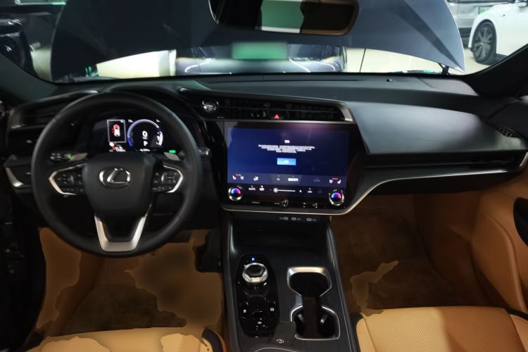 Used Lexus RZ 2023 300e Long-Range Indulgence Edition Center Console