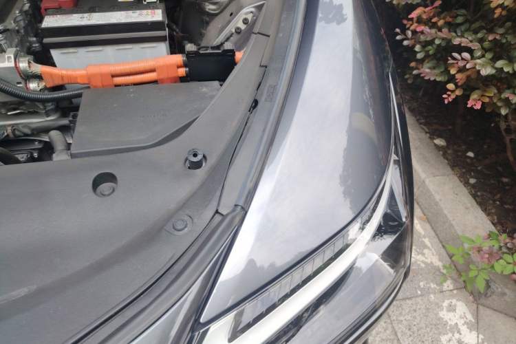 Used Lexus RZ 2023 450e All-Wheel Drive Luxury Edition Engine Bay Left