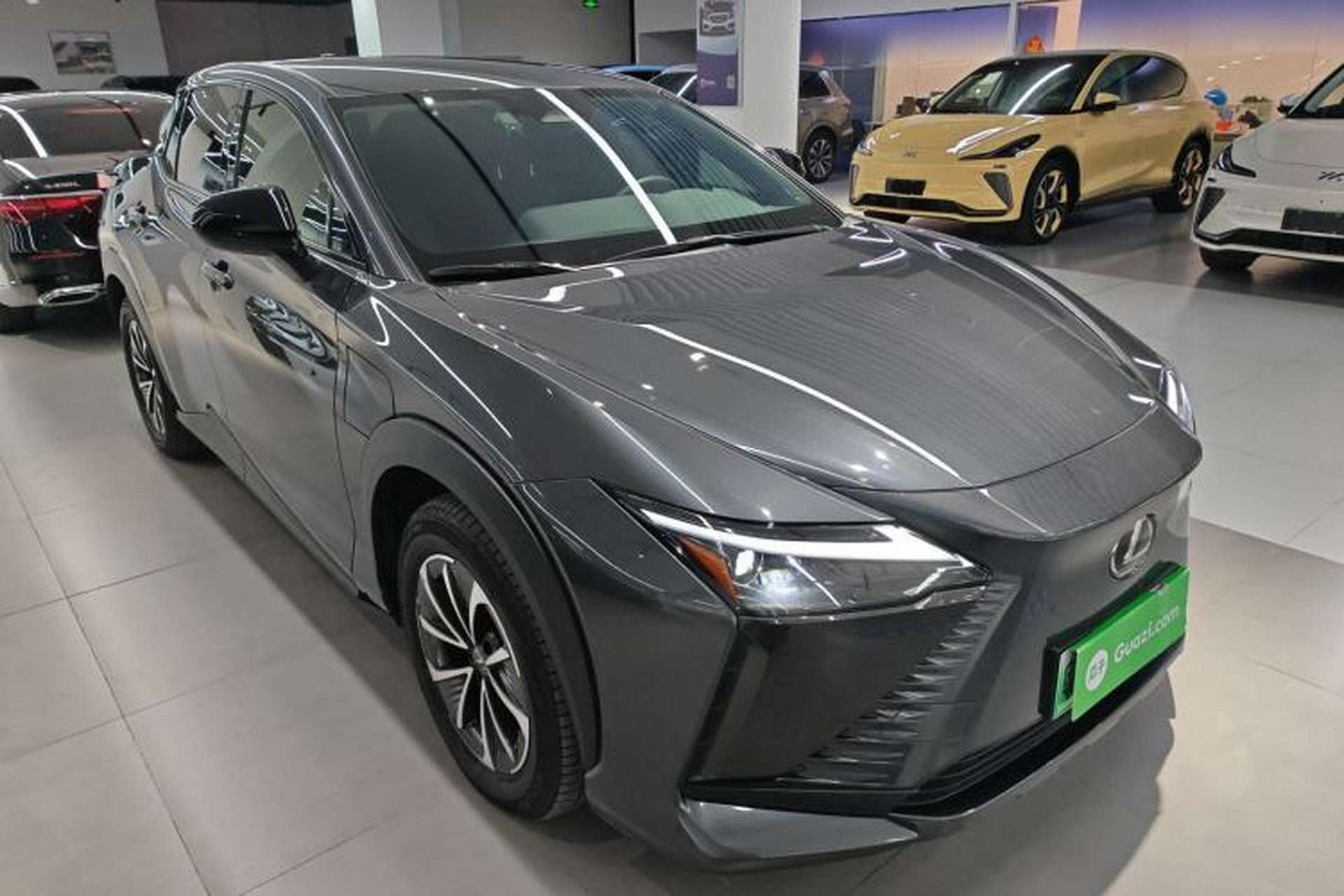 Used Lexus RZ 2023 450e All-Wheel-Drive Long-Range Version Exterior 2
