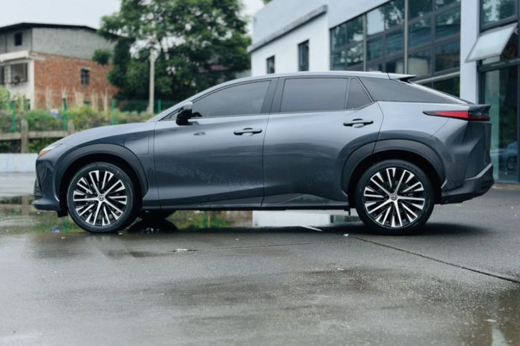 Used Lexus RZ 2023 450e All-Wheel Drive Luxury Edition Exterior 2