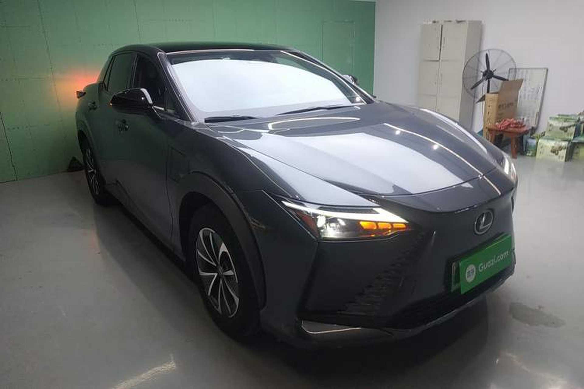 Used Lexus RZ 2023 450e All-Wheel Drive Luxury Edition Front Right 45 Deg