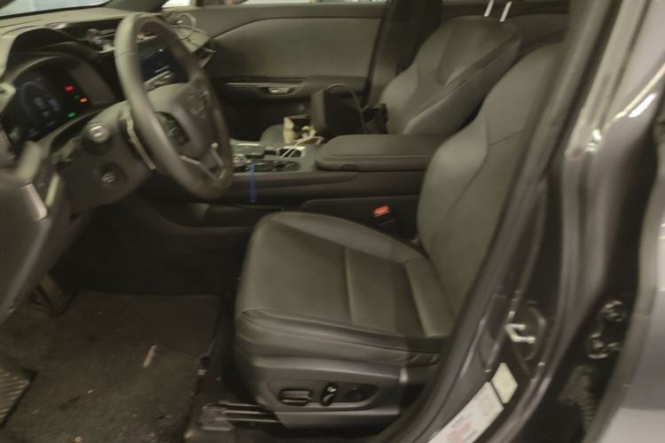 Used Lexus RZ 2023 450e All-Wheel Drive Luxury Edition Left Front Seat
