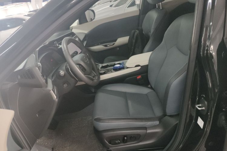 Used Lexus RZ 2023 450e All-Wheel Drive Luxury Edition Left Front Seat