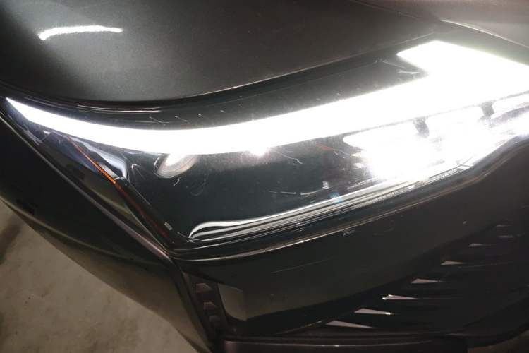 Used Lexus RZ 2023 450e All-Wheel Drive Luxury Edition Right Front Headlight