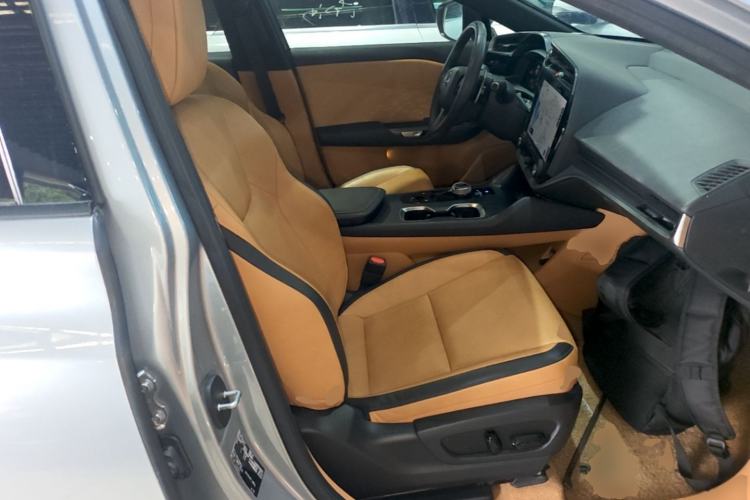 Used Lexus RZ 2023 450e All-Wheel Drive Luxury Edition Right Front Seat