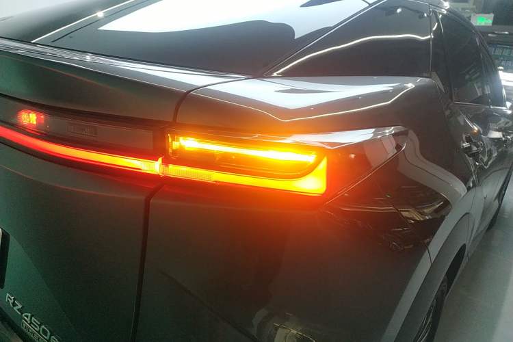 Used Lexus RZ 2023 450e All-Wheel Drive Luxury Edition Right Rear Taillight
