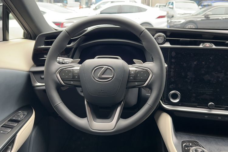 Used Lexus RZ 2023 450e All-Wheel Drive Luxury Edition Steering Wheel