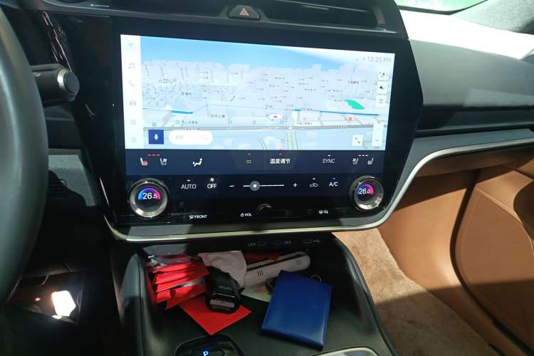 Used Lexus RZ 2023 450e All-Wheel Drive Luxury Edition Audio And AC Panel