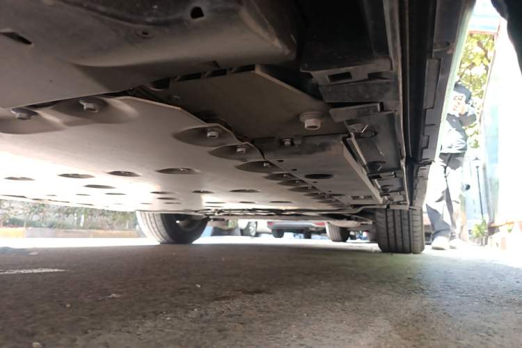 Used Lexus RZ 2023 450e All-Wheel Drive Luxury Edition Chassis Rear Right