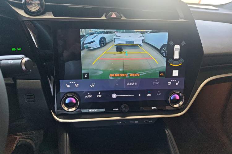 Used Lexus RZ 2023 450e All-Wheel Drive Luxury Edition Audio And AC Panel