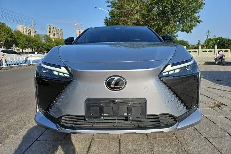 Used Lexus RZ 2023 450e All-Wheel Drive Luxury Edition Exterior 3