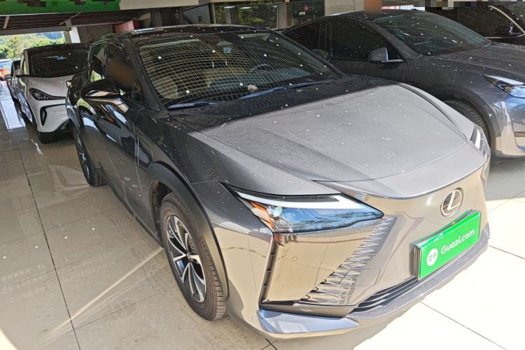 Used Lexus RZ 2023 450e All-Wheel Drive Luxury Edition Front Right 45 Deg