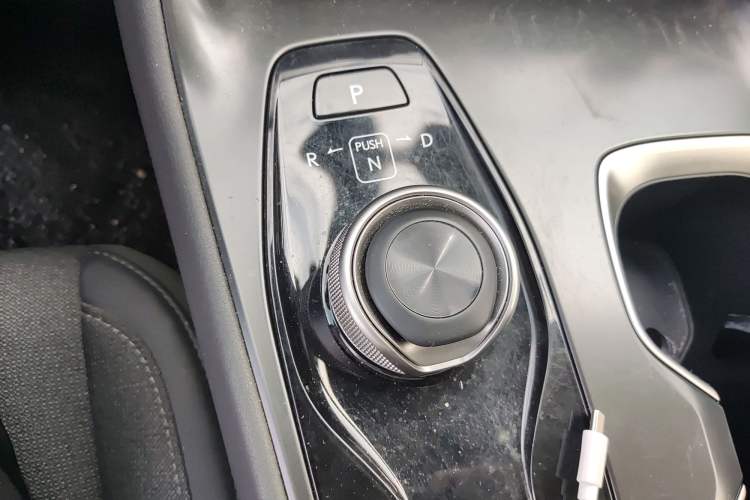 Used Lexus RZ 2023 450e All-Wheel-Drive Long-Range Version Gear Lever