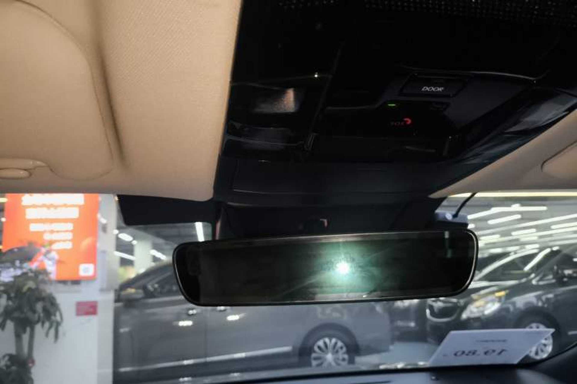 Used Lexus RZ 2023 450e All-Wheel Drive Luxury Edition Headliner