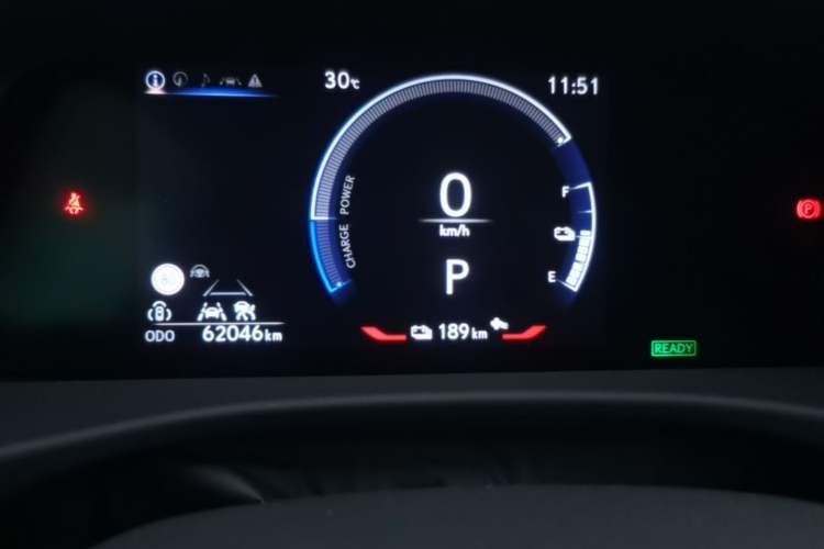 Used Lexus RZ 2023 450e All-Wheel-Drive Long-Range Version Instrument Cluster