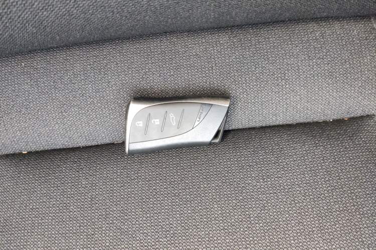 Used Lexus RZ 2023 450e All-Wheel-Drive Long-Range Version Interior 1