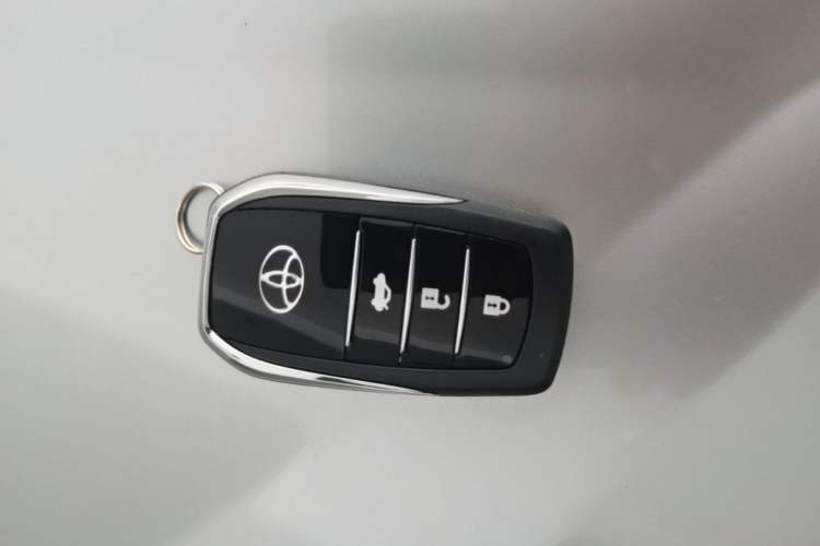 Used Lexus RZ 2023 450e All-Wheel-Drive Long-Range Version Interior 1
