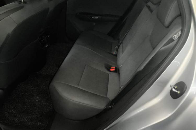 Used Lexus RZ 2023 450e All-Wheel Drive Luxury Edition Interior 4