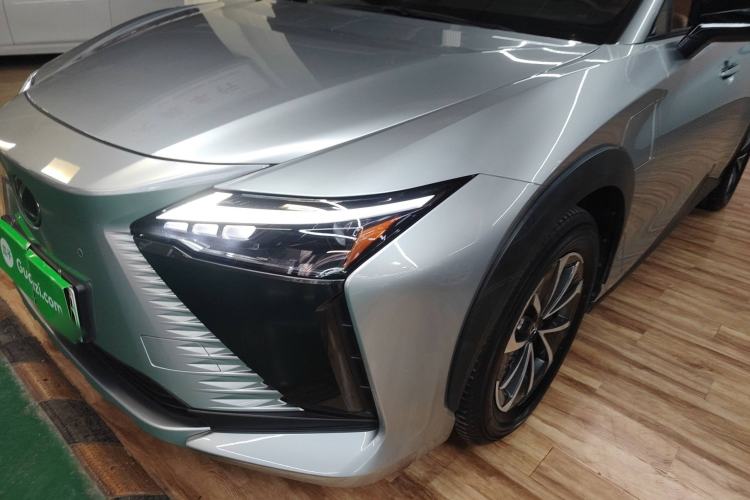 Used Lexus RZ 2023 450e All-Wheel Drive Luxury Edition Left Front Headlight