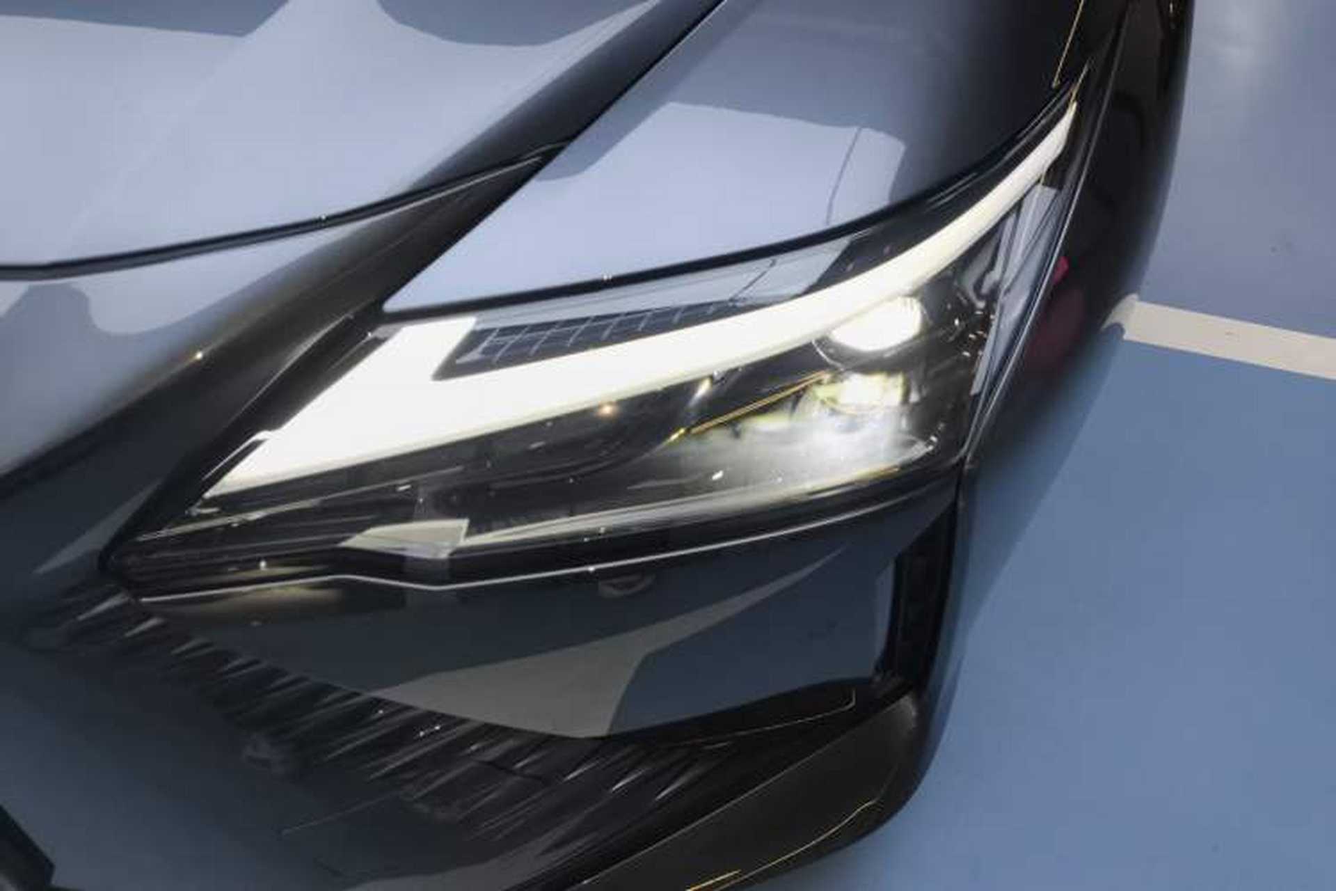 Used Lexus RZ 2023 450e All-Wheel Drive Luxury Edition Left Front Headlight