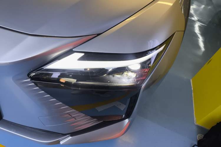 Used Lexus RZ 2023 450e All-Wheel Drive Luxury Edition Left Front Headlight