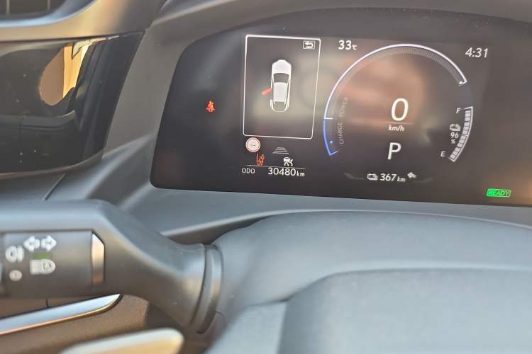 Used Lexus RZ 2023 450e All-Wheel Drive Luxury Edition Odometer Close Up