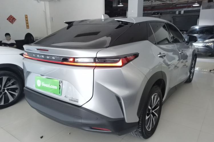 Used Lexus RZ 2023 450e All-Wheel-Drive Long-Range Version Rear Right 45 Deg