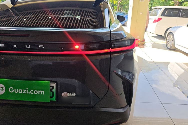 Used Lexus RZ 2023 450e All-Wheel Drive Luxury Edition Right Rear Taillight
