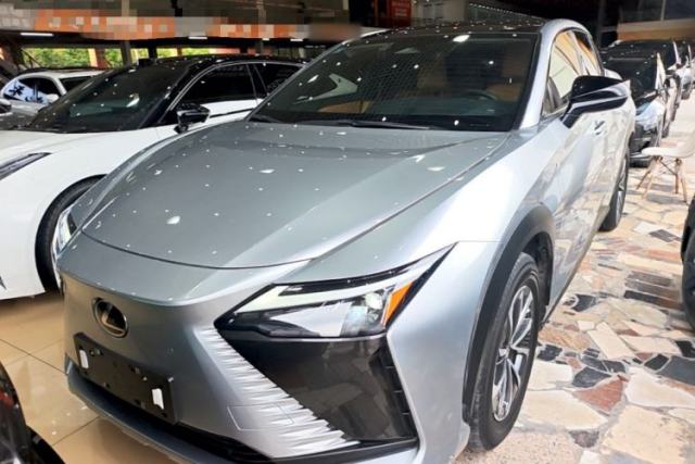 Used Lexus RZ 2023 450e All-Wheel Drive Luxury Edition