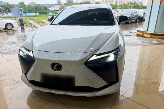 Used Lexus RZ 2023 450e All-Wheel Drive Luxury Edition