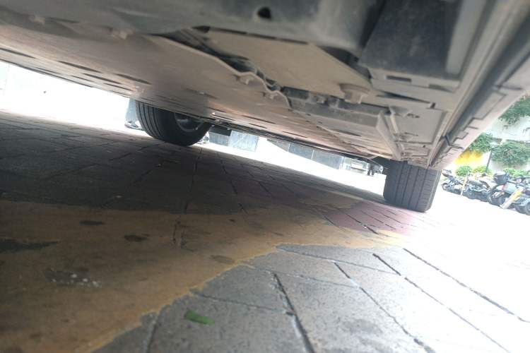 Used Lexus RZ 2023 450e All-Wheel Drive Luxury Edition Chassis Rear Right