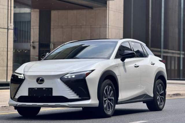 Used Lexus RZ 2023 450e All-Wheel Drive Luxury Edition