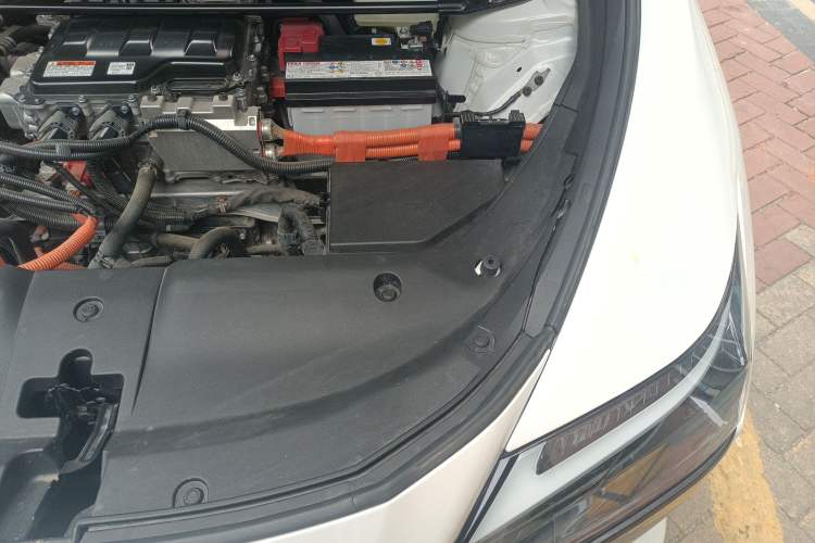 Used Lexus RZ 2023 450e All-Wheel Drive Luxury Edition Engine Bay Left