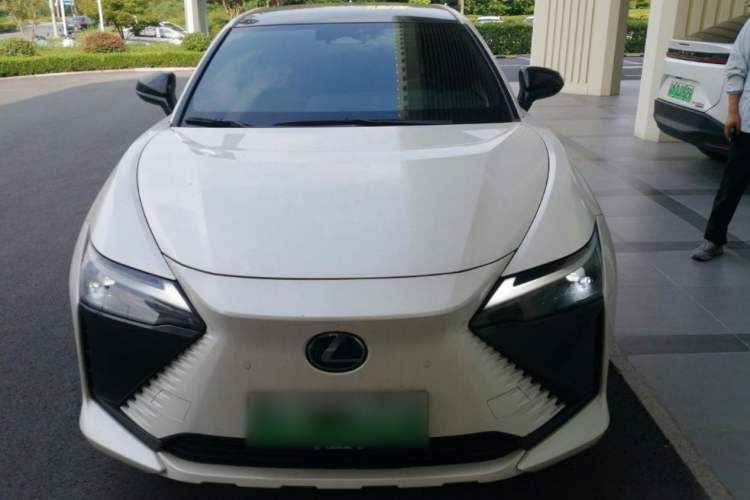 Used Lexus RZ 2023 450e All-Wheel Drive Luxury Edition Exterior 1