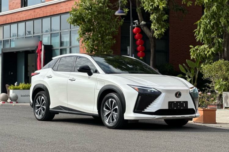 Used Lexus RZ 2023 450e All-Wheel Drive Luxury Edition Exterior 2