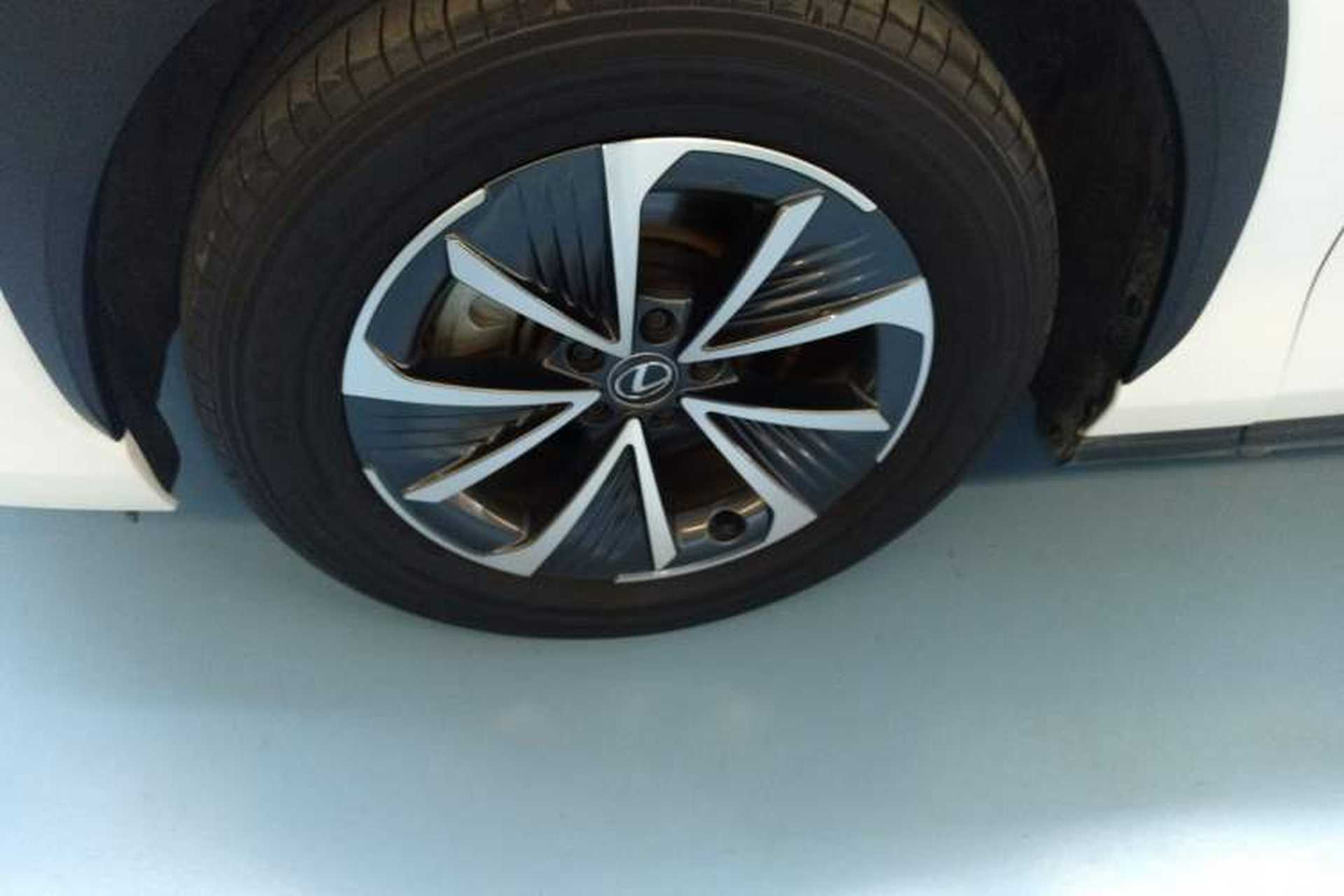 Used Lexus RZ 2023 450e All-Wheel Drive Luxury Edition Exterior 7