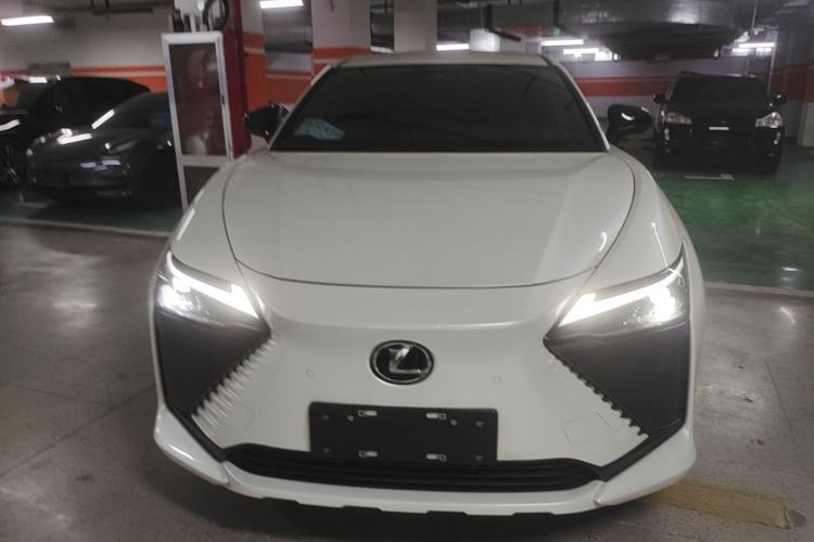 Used Lexus RZ 2023 450e All-Wheel-Drive Long-Range Version Front